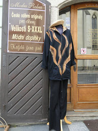Modes Robes Třeboň - oděvní originály 
